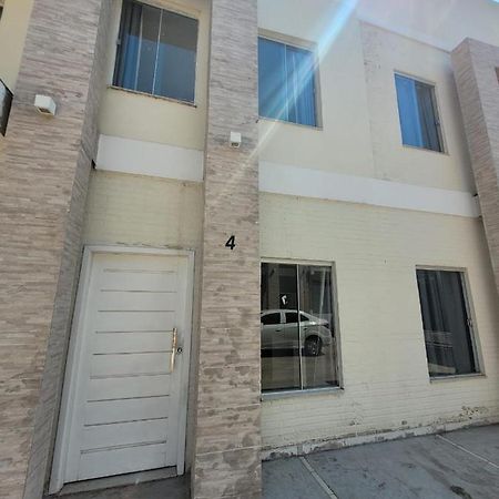 Sobrado 4 Amplo E Confortavel Em Condominio Corumbá Exteriér fotografie