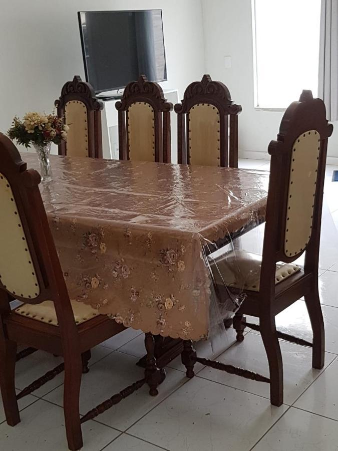 Sobrado 4 Amplo E Confortavel Em Condominio Corumbá Exteriér fotografie