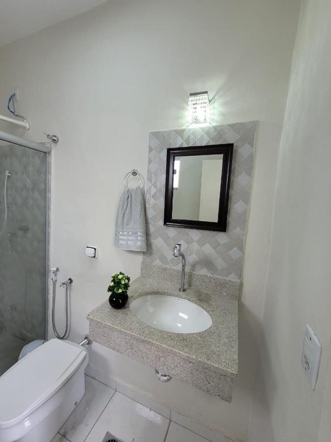 Sobrado 4 Amplo E Confortavel Em Condominio Corumbá Exteriér fotografie